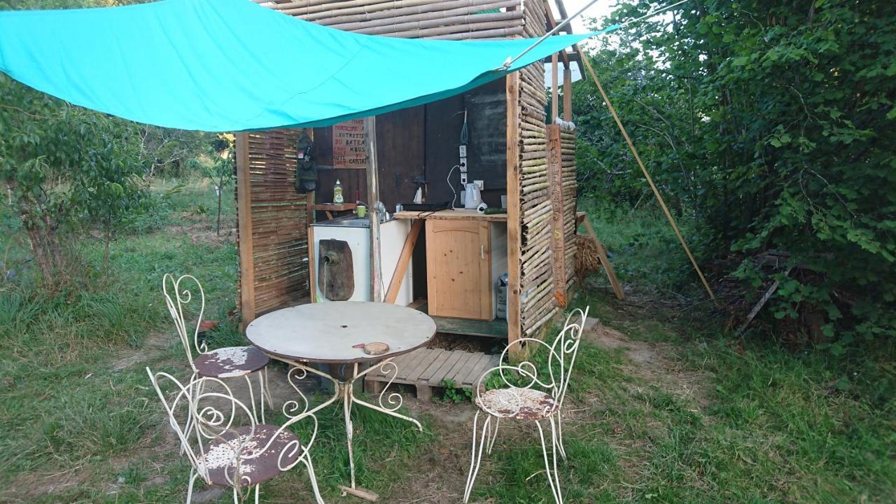Tente En Permaculture Pirate Creysse  Exteriér fotografie