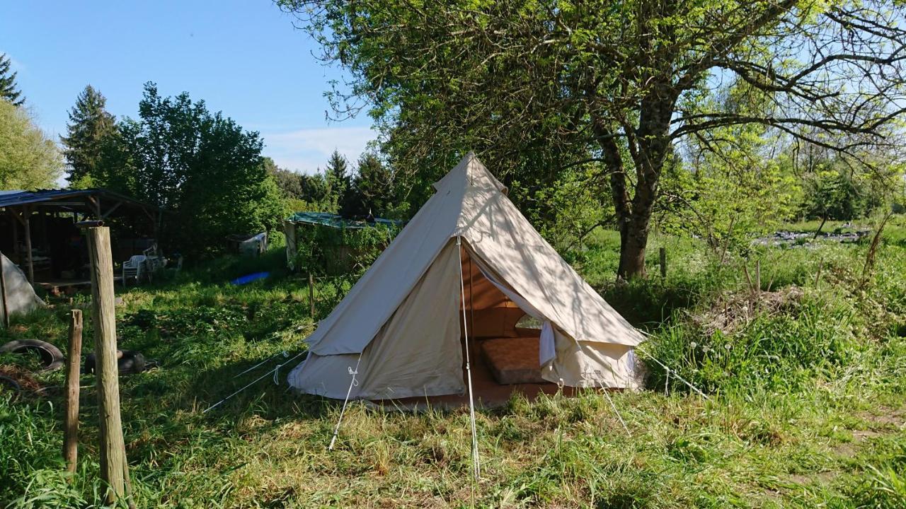 Tente En Permaculture Pirate Creysse  Exteriér fotografie
